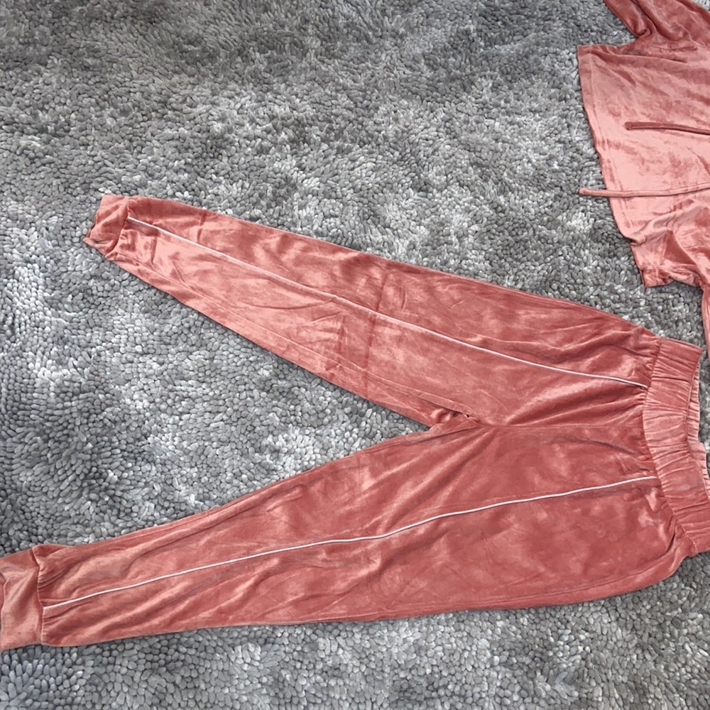 Peach Matching Set ASOS - Picture 5 of 7